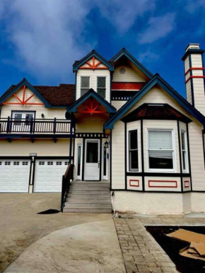 Beach Victorian style historic home
